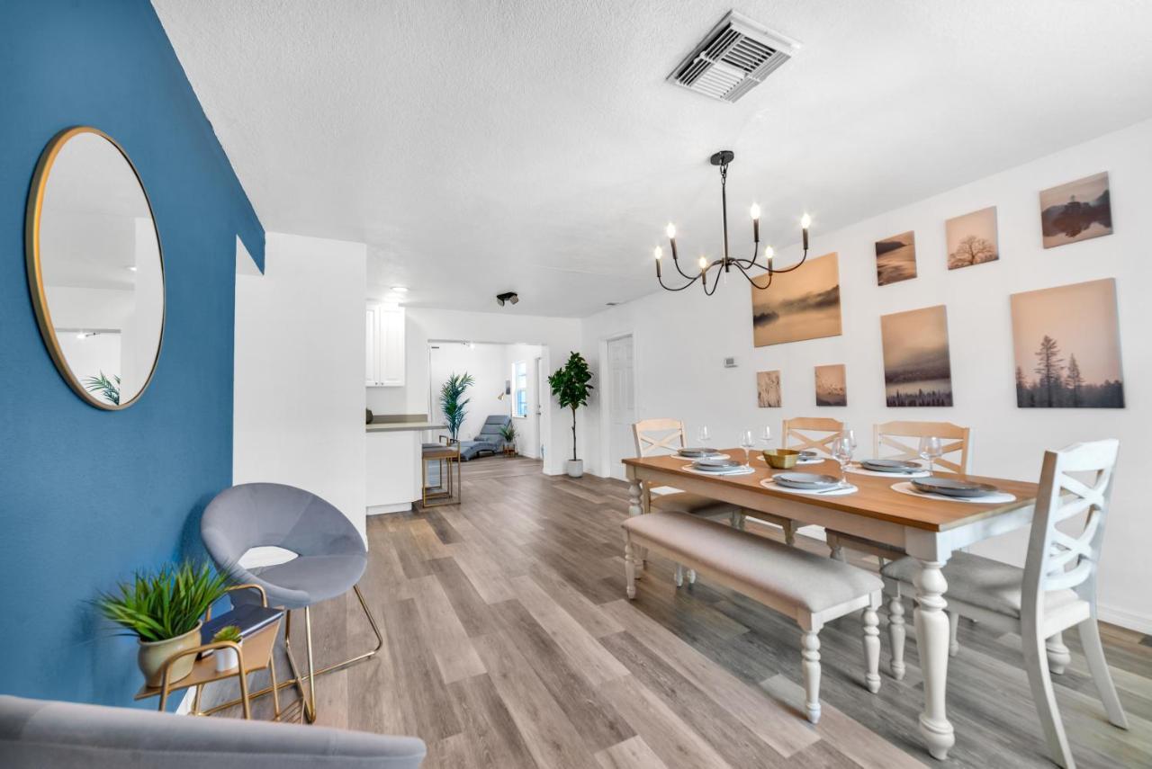 The Blue Villa - Luxury Clearwater By Bluebellaestate ลาร์โก ภายนอก รูปภาพ